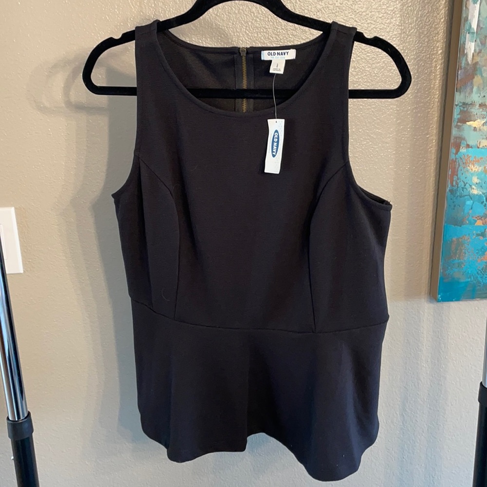 Old Navy peplum black top